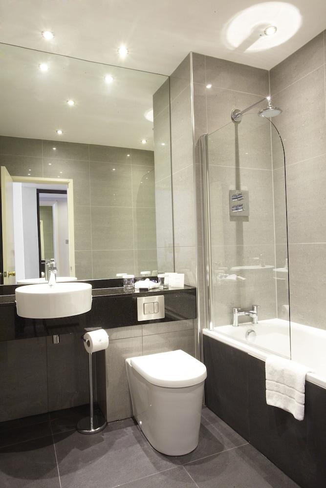 The Manor House At Celtic Manor Hotel Newport  Bagian luar foto